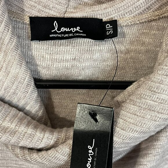 Louve design tunic -brand new - Picture 2 of 3